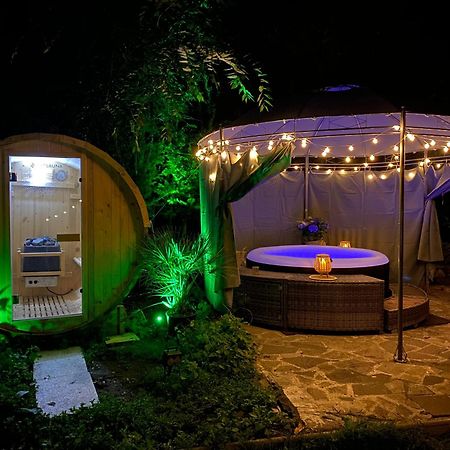 Ferienvilla Whirlpool Fasssauna Direkt Am Rhein Gotterswickerhamm Exterior foto