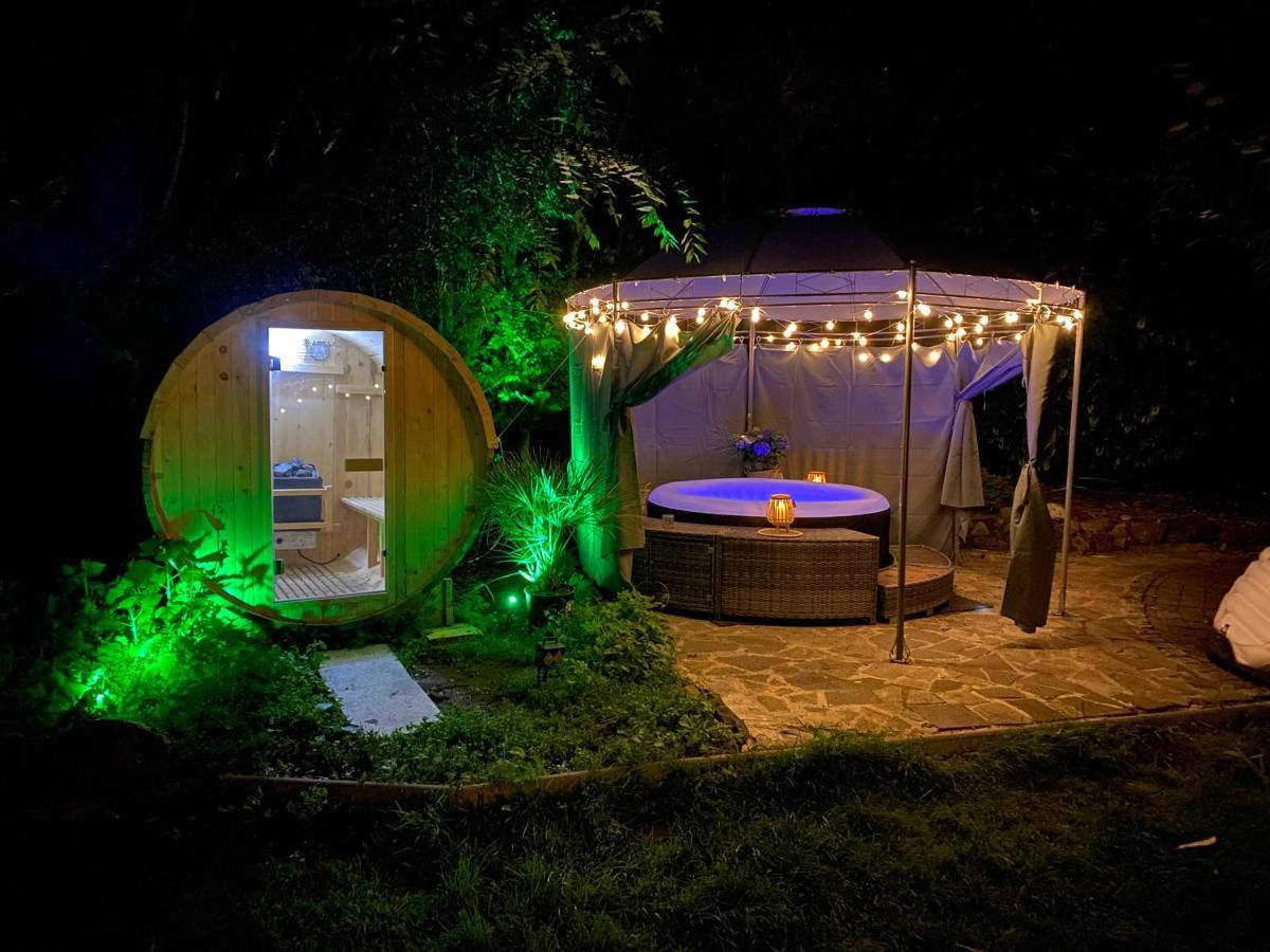 Ferienvilla Whirlpool Fasssauna Direkt Am Rhein Gotterswickerhamm Exterior foto